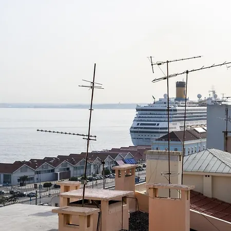 Apolonia 8 - Lisbonbreaks * Lisboa