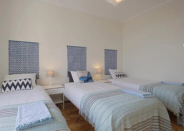 Apolonia 8 - Lisbonbreaks